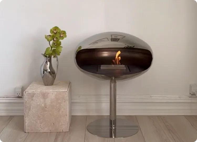 Cocoon Pedestal - vapaasti seisova bioetanolitakka ruostumattomasta teräksestä