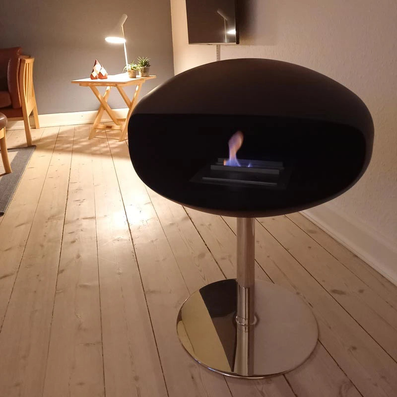 Cocoon Pedestal teräspohjalla - musta