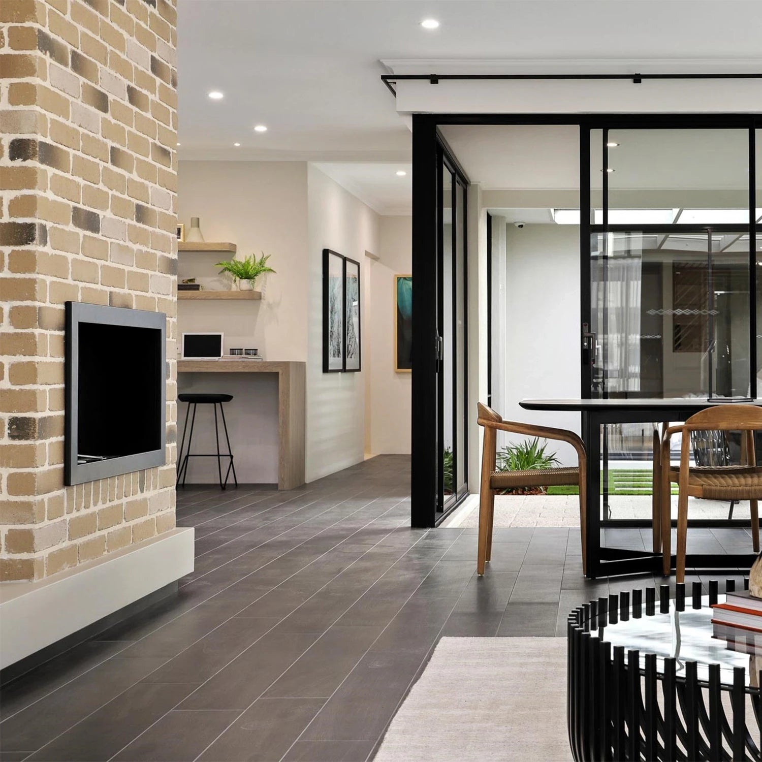 Icon Fires Slimline Firebox SFB1350 - musta