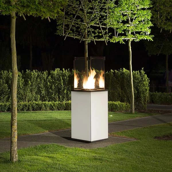 Valkoinen Deluxe Patio -ulkokaasutakka