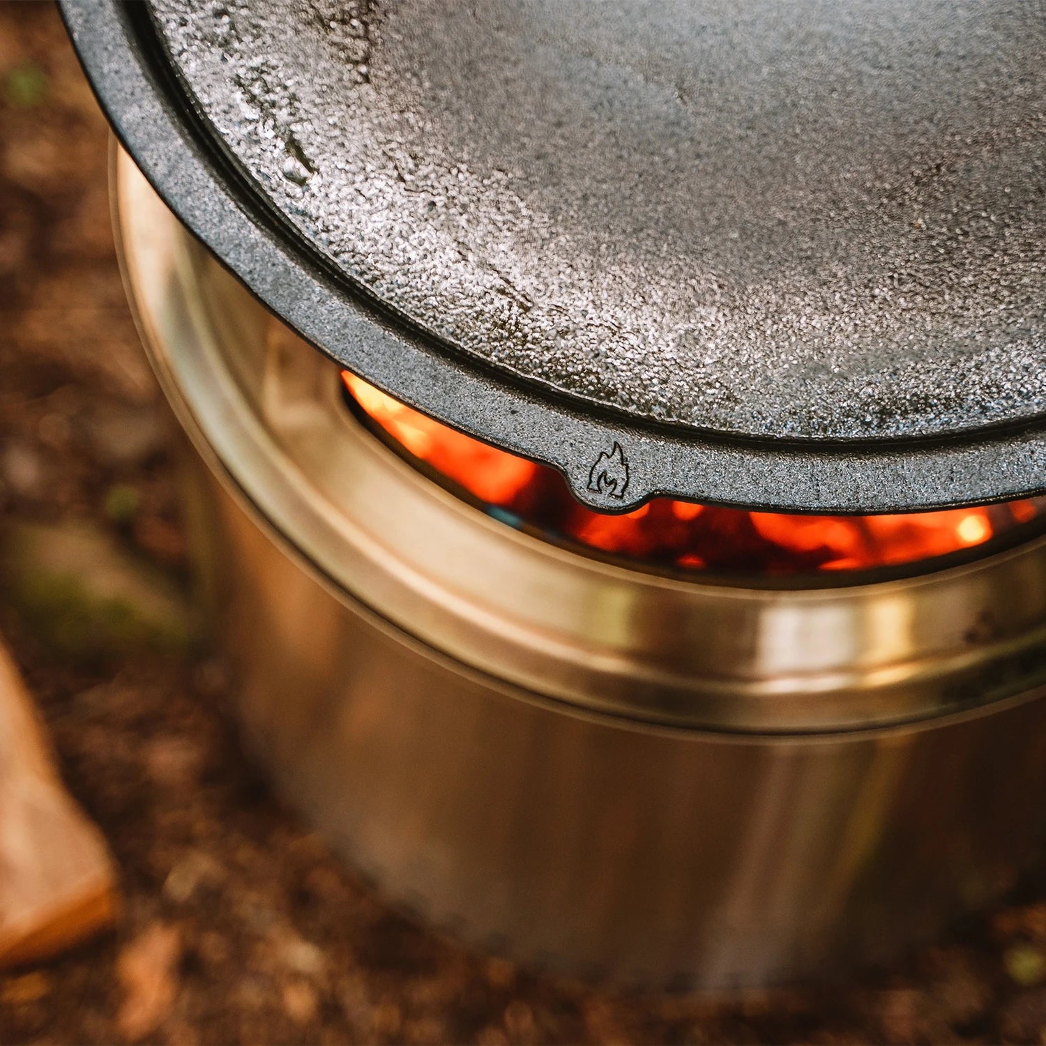 Solo Stove valurautainen paistolevy - suuri