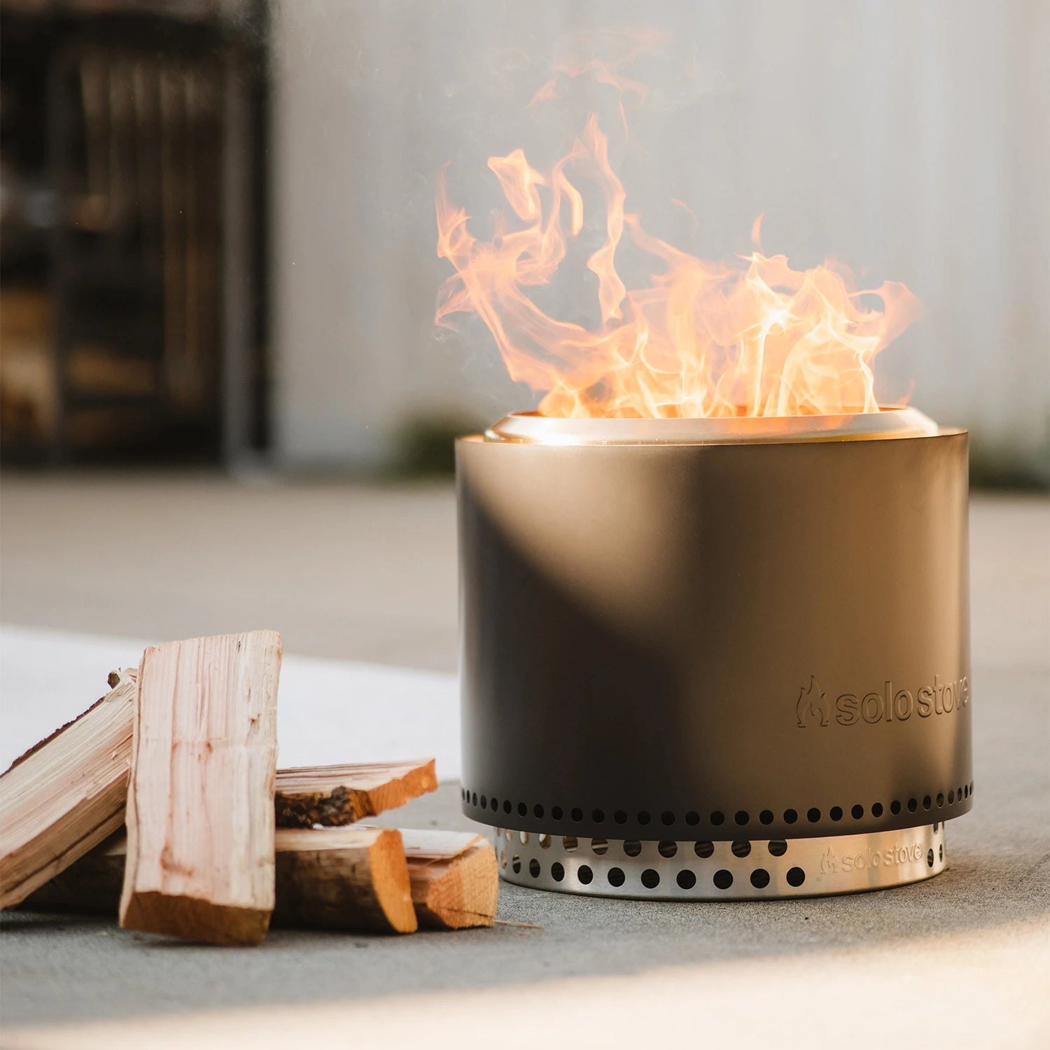 Bonfire + Stand 2.0 - tuhkanharmaa savuton tulisija